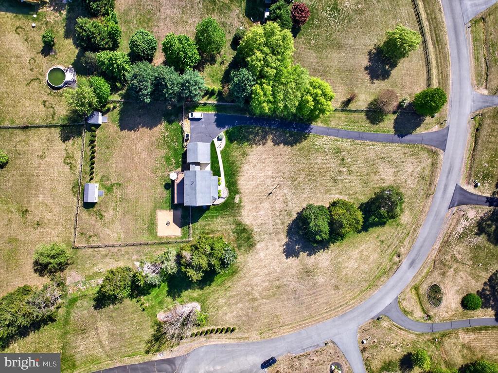 19313 WINDSONG CT, CULPEPER, Virginia 22701, 3 Bedrooms Bedrooms, ,2 BathroomsBathrooms,Residential,19313 WINDSONG CT,VACU2013488 MLS # VACU2013488