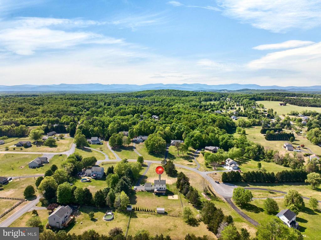 19313 WINDSONG CT, CULPEPER, Virginia 22701, 3 Bedrooms Bedrooms, ,2 BathroomsBathrooms,Residential,19313 WINDSONG CT,VACU2013488 MLS # VACU2013488