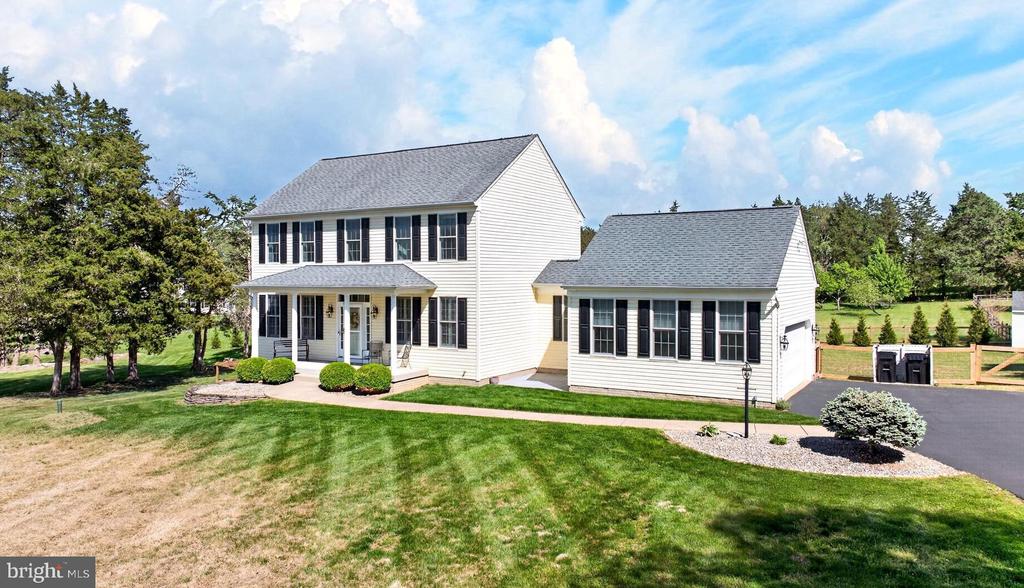 19313 WINDSONG CT, CULPEPER, Virginia 22701, 3 Bedrooms Bedrooms, ,2 BathroomsBathrooms,Residential,19313 WINDSONG CT,VACU2013488 MLS # VACU2013488