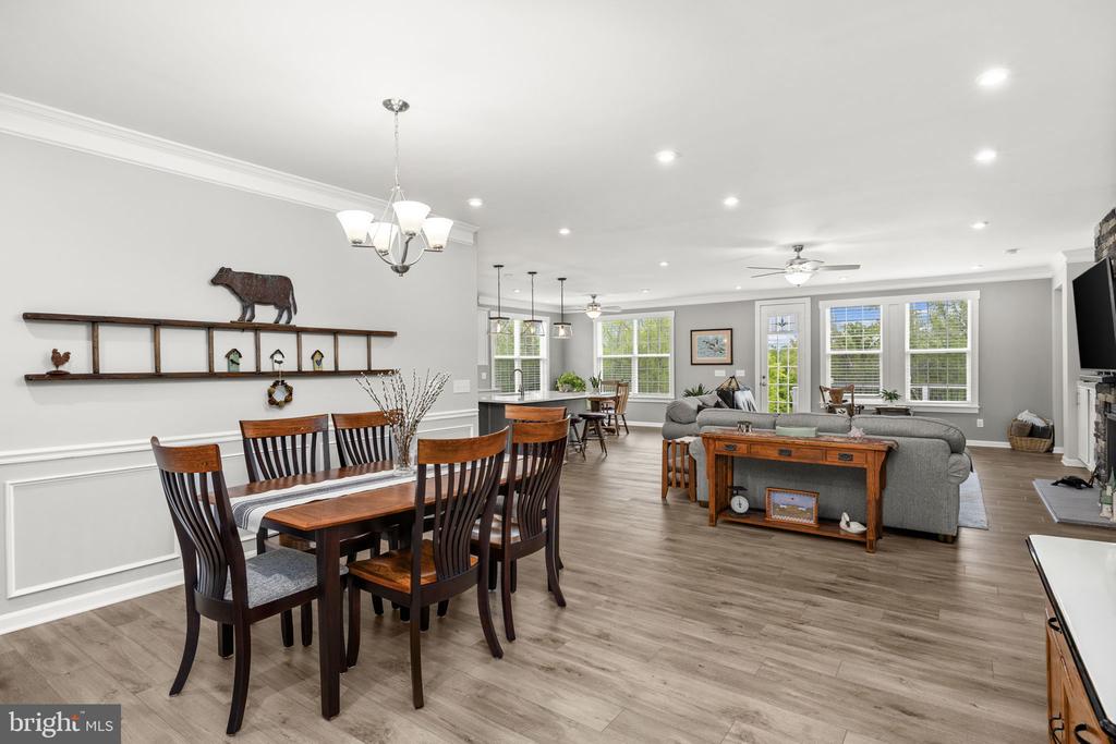 1821 LEGACY LN, FREDERICKSBURG, Virginia 22408, 4 Bedrooms Bedrooms, ,3 BathroomsBathrooms,Residential,1821 LEGACY LN,VASP2041198 MLS # VASP2041198