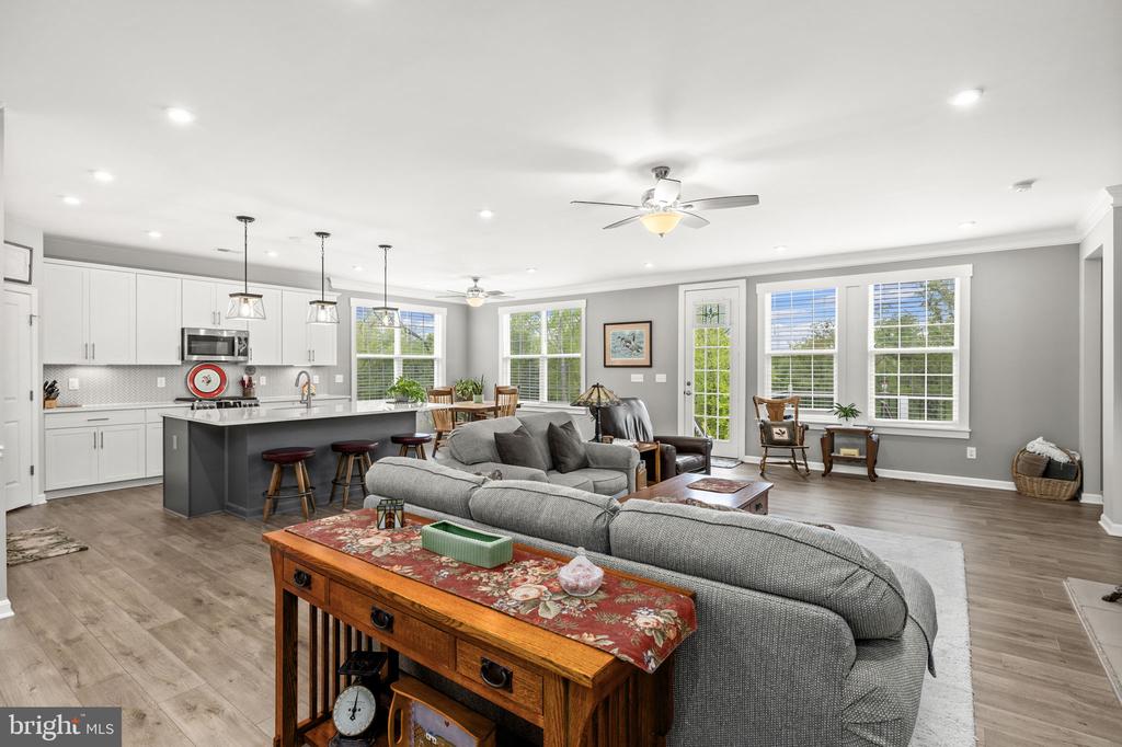 1821 LEGACY LN, FREDERICKSBURG, Virginia 22408, 4 Bedrooms Bedrooms, ,3 BathroomsBathrooms,Residential,1821 LEGACY LN,VASP2041198 MLS # VASP2041198