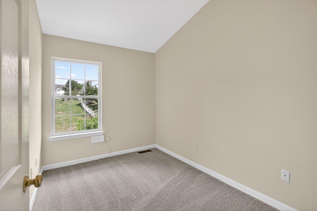 2312 BRECKENRIDGE CT, HARRISONBURG, Virginia 22801, 3 Bedrooms Bedrooms, ,1 BathroomBathrooms,Residential,2312 BRECKENRIDGE CT,676375 MLS # 676375