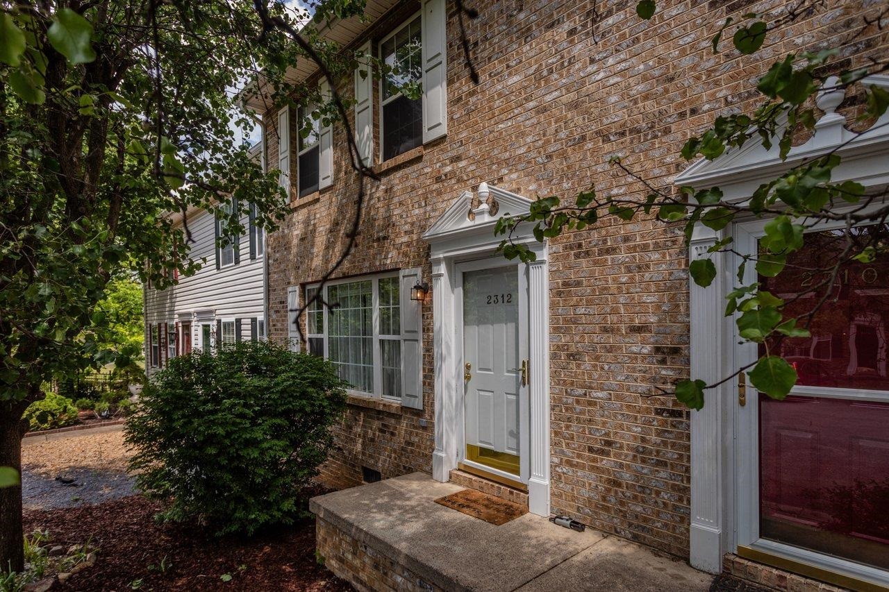 2312 BRECKENRIDGE CT, HARRISONBURG, Virginia 22801, 3 Bedrooms Bedrooms, ,1 BathroomBathrooms,Residential,2312 BRECKENRIDGE CT,676375 MLS # 676375