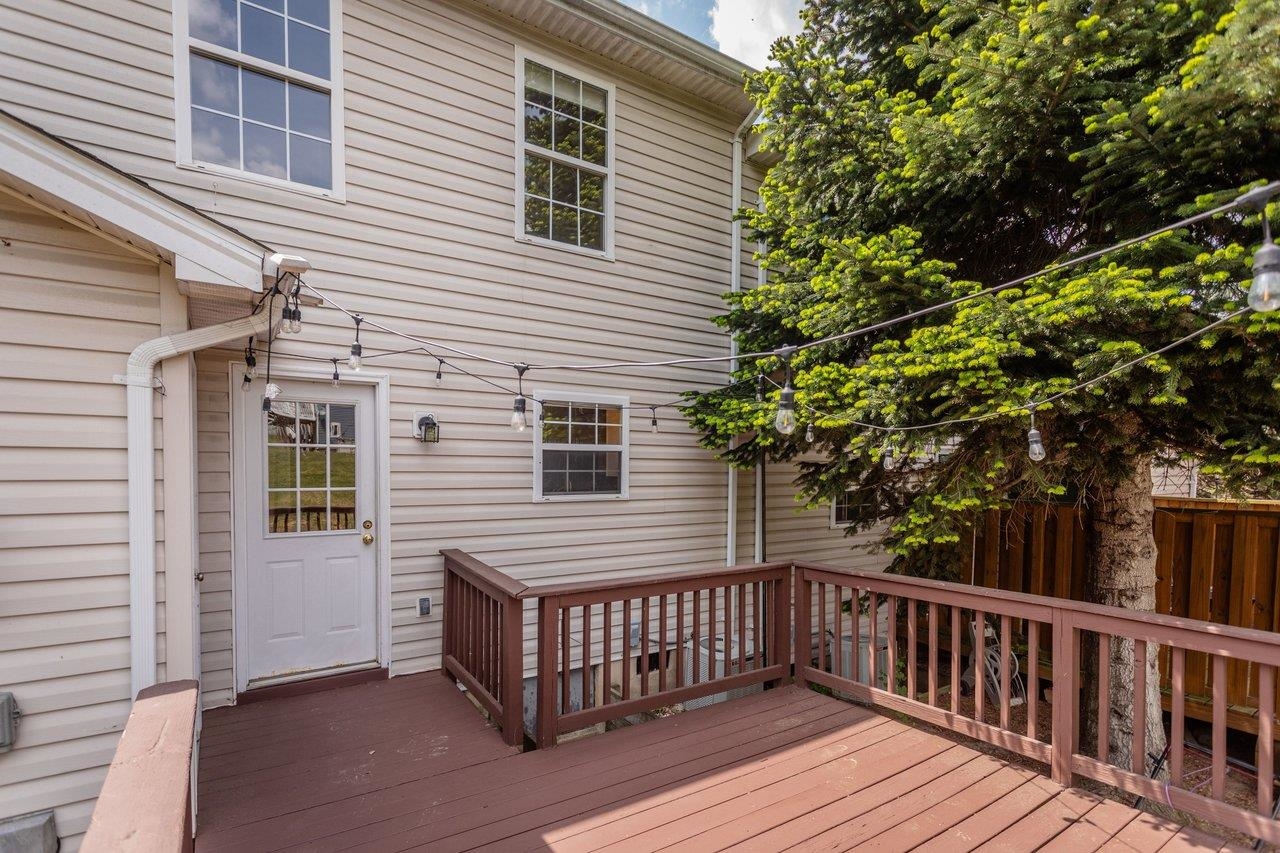 2312 BRECKENRIDGE CT, HARRISONBURG, Virginia 22801, 3 Bedrooms Bedrooms, ,1 BathroomBathrooms,Residential,2312 BRECKENRIDGE CT,676375 MLS # 676375