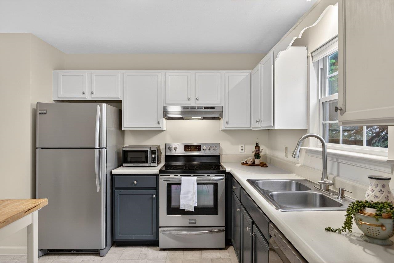 2312 BRECKENRIDGE CT, HARRISONBURG, Virginia 22801, 3 Bedrooms Bedrooms, ,1 BathroomBathrooms,Residential,2312 BRECKENRIDGE CT,676375 MLS # 676375