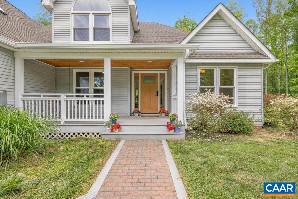 881 OAK CREEK RD, PALMYRA, Virginia 22963, 4 Bedrooms Bedrooms, ,2 BathroomsBathrooms,Residential,881 OAK CREEK RD,676401 MLS # 676401