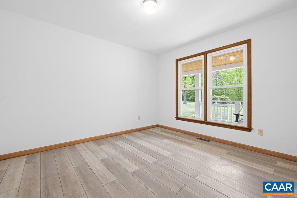 881 OAK CREEK RD, PALMYRA, Virginia 22963, 4 Bedrooms Bedrooms, ,2 BathroomsBathrooms,Residential,881 OAK CREEK RD,676401 MLS # 676401