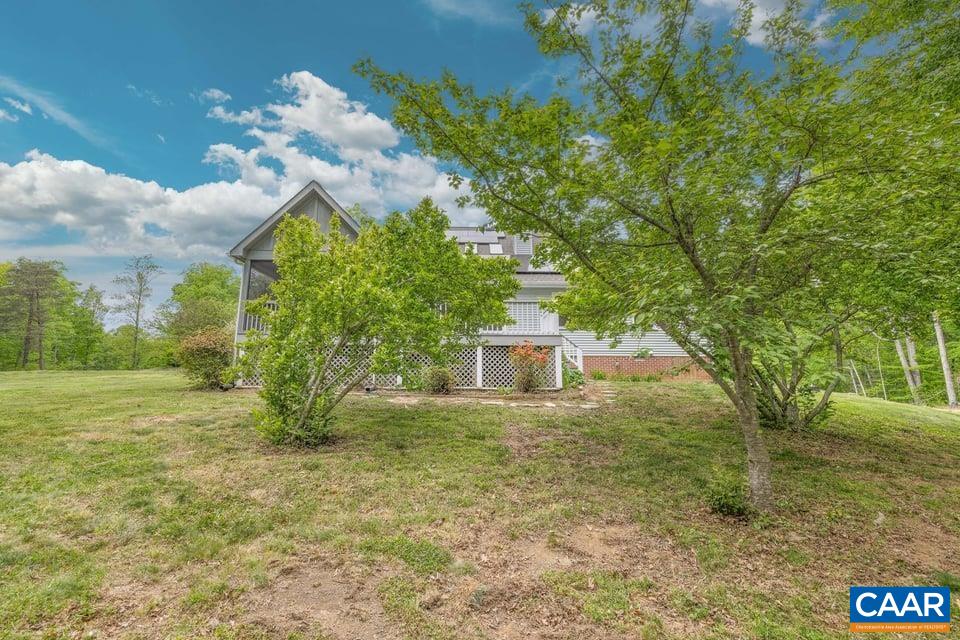 881 OAK CREEK RD, PALMYRA, Virginia 22963, 4 Bedrooms Bedrooms, ,2 BathroomsBathrooms,Residential,881 OAK CREEK RD,676401 MLS # 676401