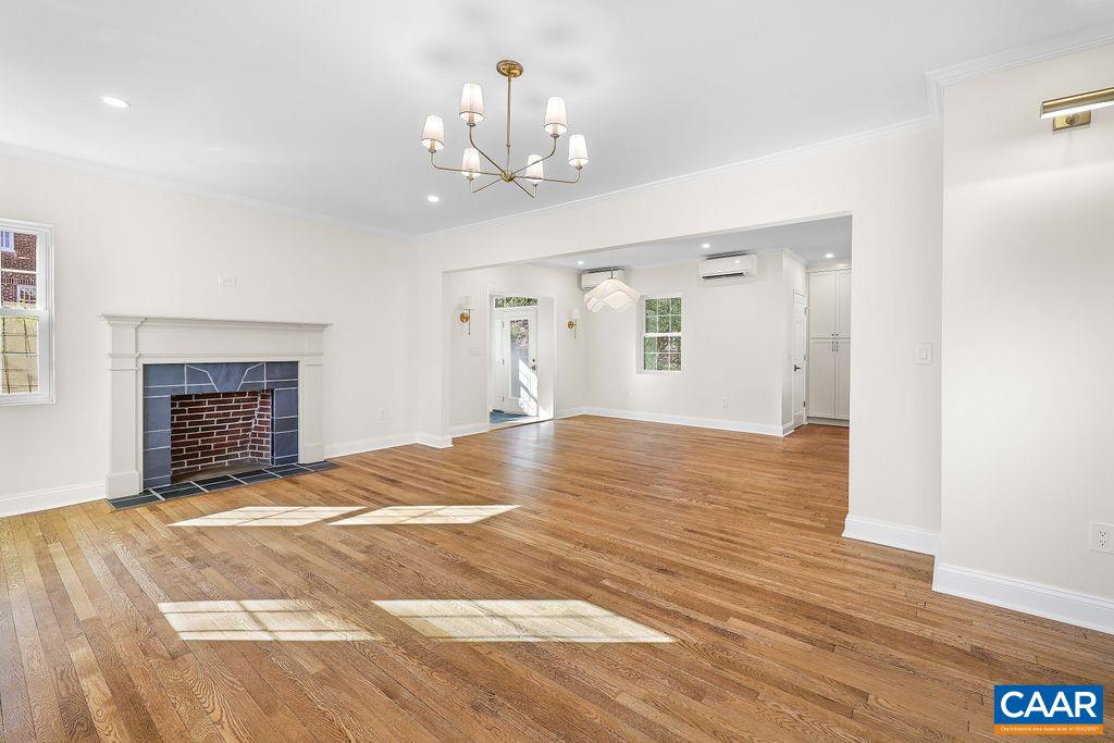 809 EAST JEFFERSON ST, CHARLOTTESVILLE, Virginia 22902, 3 Bedrooms Bedrooms, ,3 BathroomsBathrooms,Residential,809 EAST JEFFERSON ST,676405 MLS # 676405