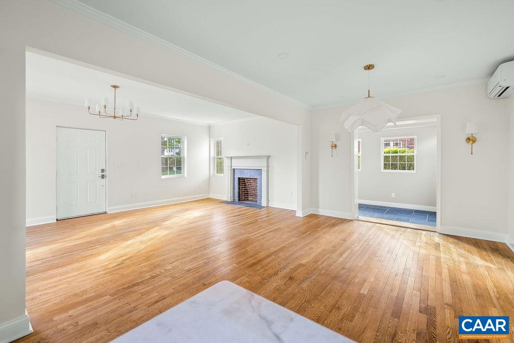 809 EAST JEFFERSON ST, CHARLOTTESVILLE, Virginia 22902, 3 Bedrooms Bedrooms, ,3 BathroomsBathrooms,Residential,809 EAST JEFFERSON ST,676405 MLS # 676405
