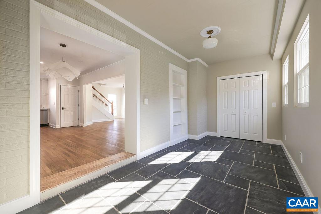 809 EAST JEFFERSON ST, CHARLOTTESVILLE, Virginia 22902, 3 Bedrooms Bedrooms, ,3 BathroomsBathrooms,Residential,809 EAST JEFFERSON ST,676405 MLS # 676405