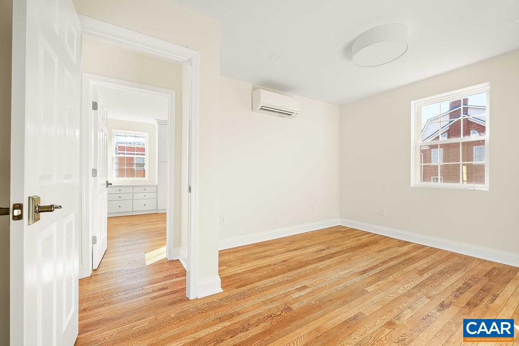 809 EAST JEFFERSON ST, CHARLOTTESVILLE, Virginia 22902, 3 Bedrooms Bedrooms, ,3 BathroomsBathrooms,Residential,809 EAST JEFFERSON ST,676405 MLS # 676405