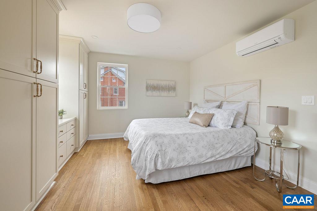 809 EAST JEFFERSON ST, CHARLOTTESVILLE, Virginia 22902, 3 Bedrooms Bedrooms, ,3 BathroomsBathrooms,Residential,809 EAST JEFFERSON ST,676405 MLS # 676405