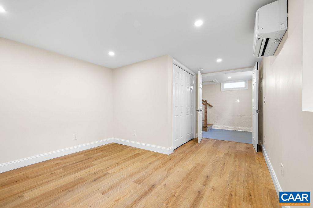 809 EAST JEFFERSON ST, CHARLOTTESVILLE, Virginia 22902, 3 Bedrooms Bedrooms, ,3 BathroomsBathrooms,Residential,809 EAST JEFFERSON ST,676405 MLS # 676405