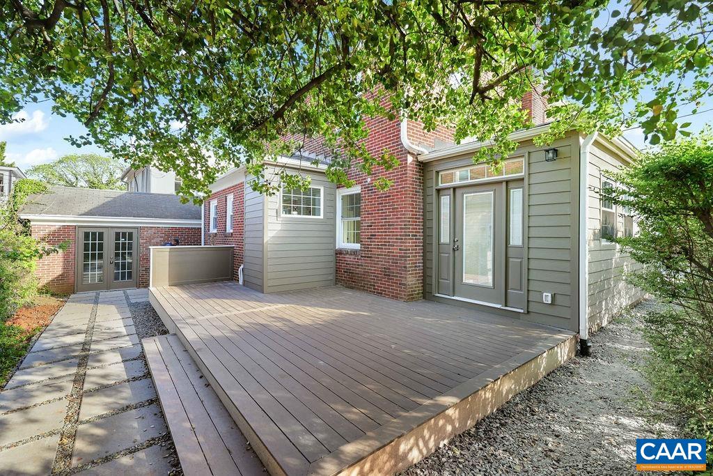 809 EAST JEFFERSON ST, CHARLOTTESVILLE, Virginia 22902, 3 Bedrooms Bedrooms, ,3 BathroomsBathrooms,Residential,809 EAST JEFFERSON ST,676405 MLS # 676405