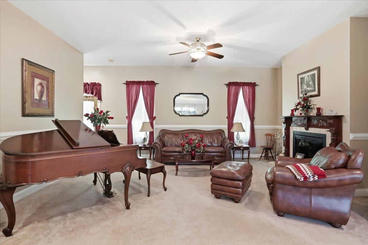 524 S MCDANIEL LN, SHENANDOAH, Virginia 22849, 6 Bedrooms Bedrooms, ,6 BathroomsBathrooms,Residential,524 S MCDANIEL LN,676503 MLS # 676503