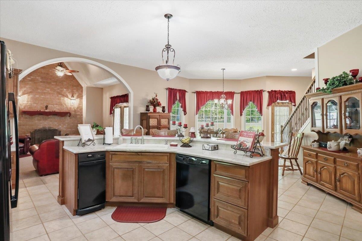 524 S MCDANIEL LN, SHENANDOAH, Virginia 22849, 6 Bedrooms Bedrooms, ,6 BathroomsBathrooms,Residential,524 S MCDANIEL LN,676503 MLS # 676503