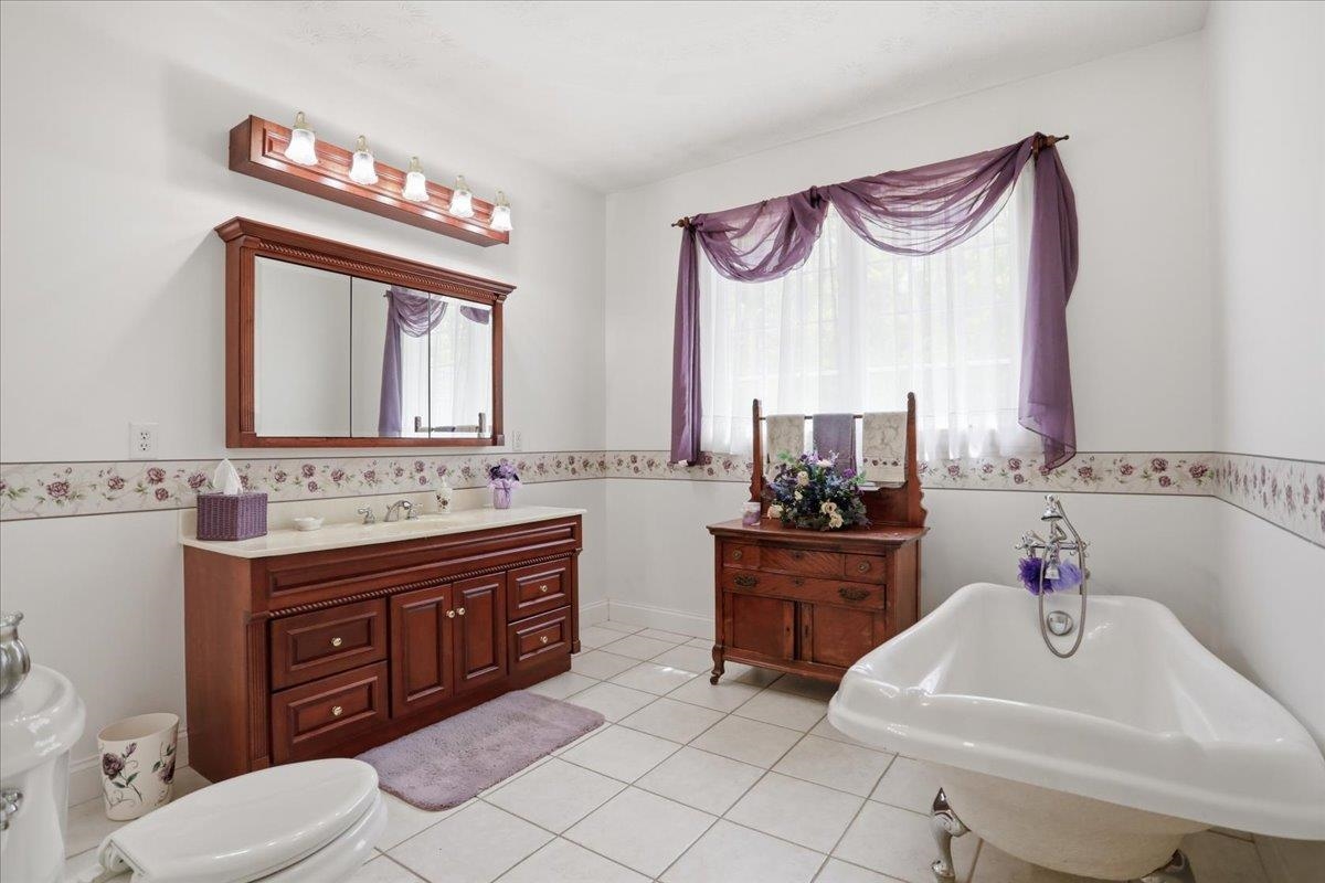 524 S MCDANIEL LN, SHENANDOAH, Virginia 22849, 6 Bedrooms Bedrooms, ,6 BathroomsBathrooms,Residential,524 S MCDANIEL LN,676503 MLS # 676503