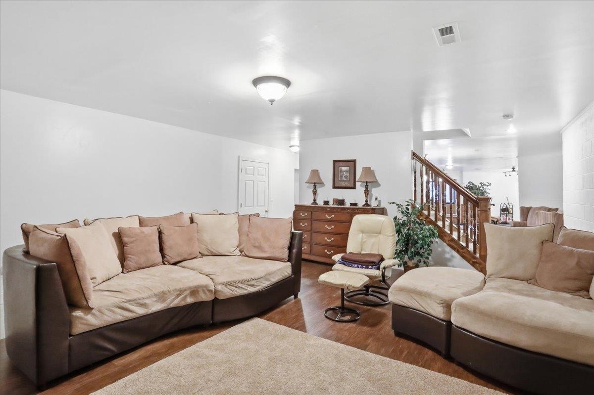 524 S MCDANIEL LN, SHENANDOAH, Virginia 22849, 6 Bedrooms Bedrooms, ,6 BathroomsBathrooms,Residential,524 S MCDANIEL LN,676503 MLS # 676503