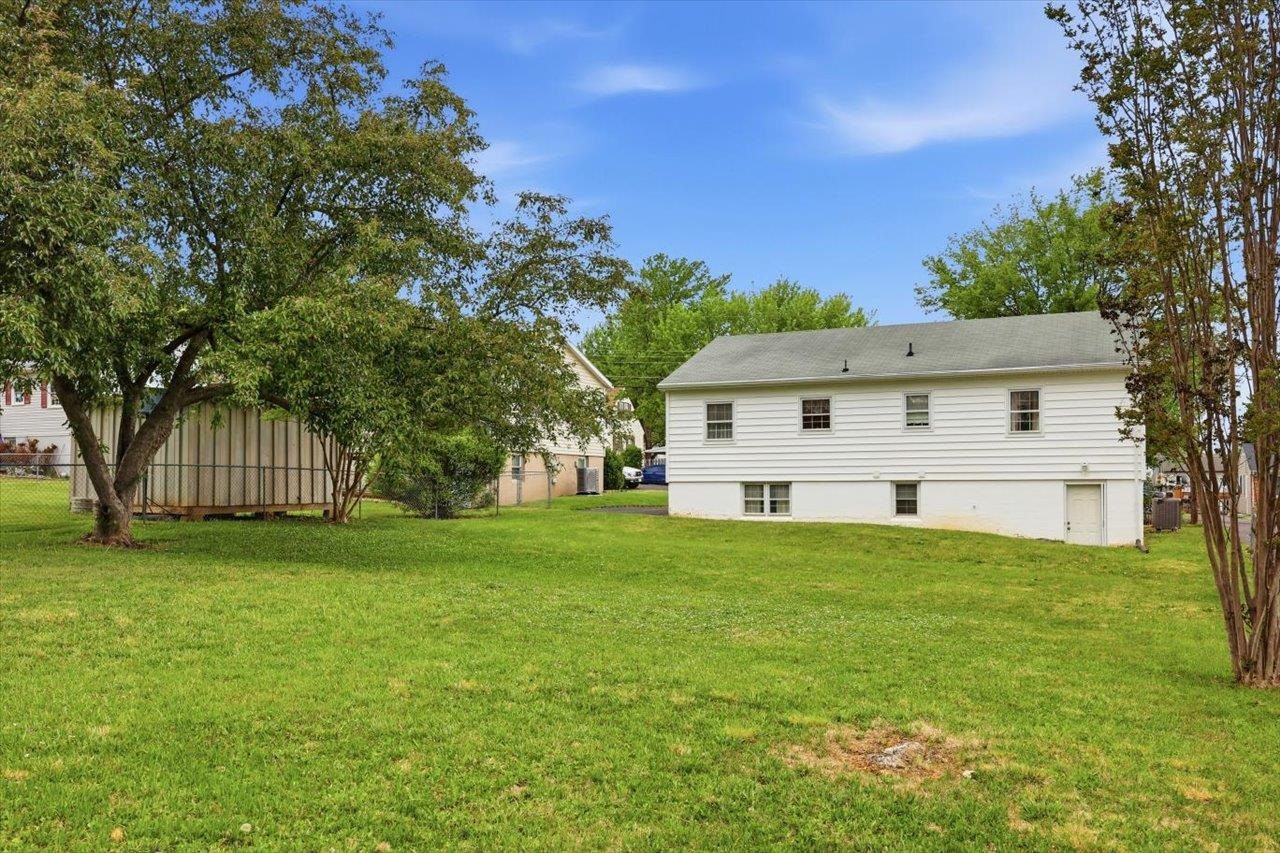 44 ROLLER AVE, MOUNT SIDNEY, Virginia 24467, 4 Bedrooms Bedrooms, ,2 BathroomsBathrooms,Residential,44 ROLLER AVE,676508 MLS # 676508