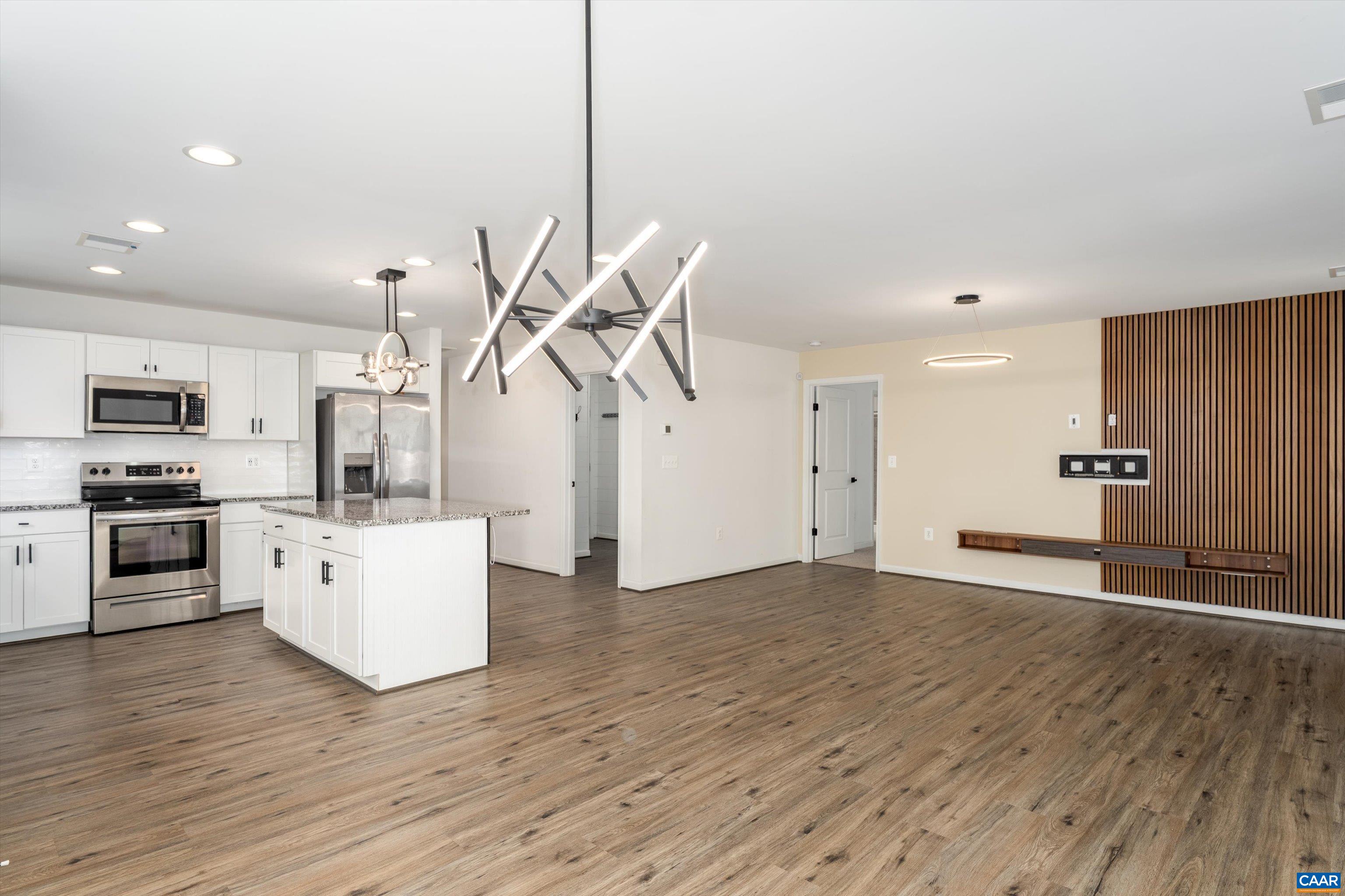241 VINE ST, WAYNESBORO, Virginia 22980, 3 Bedrooms Bedrooms, ,2 BathroomsBathrooms,Residential,241 VINE ST,676513 MLS # 676513