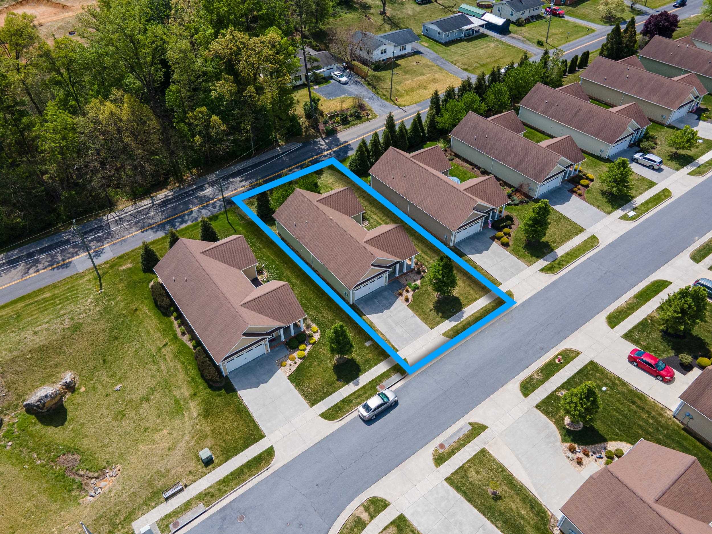 1017 SUN POPPY CT, WOODSTOCK, Virginia 22664, 3 Bedrooms Bedrooms, ,2 BathroomsBathrooms,Residential,1017 SUN POPPY CT,676514 MLS # 676514