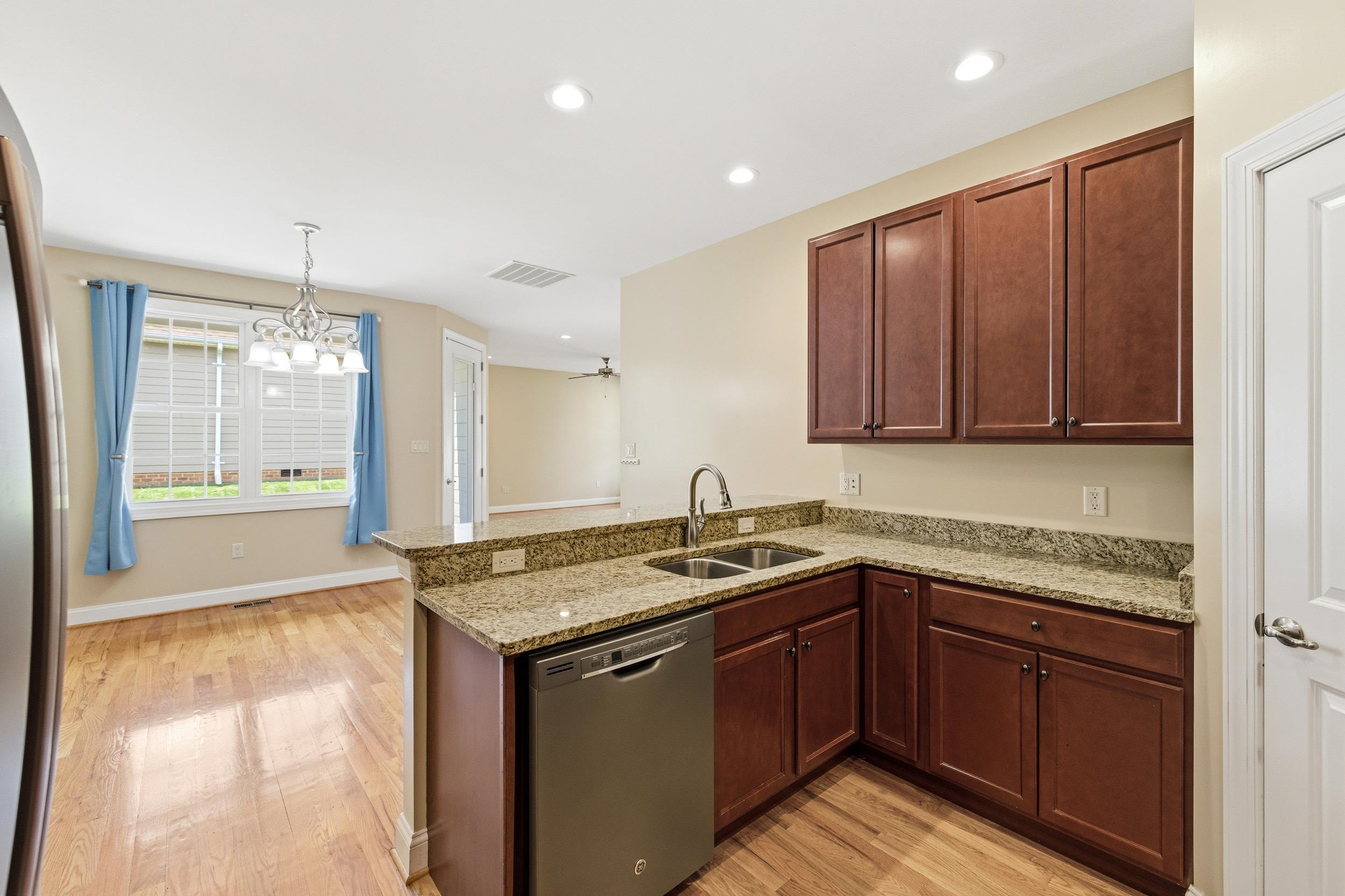 1017 SUN POPPY CT, WOODSTOCK, Virginia 22664, 3 Bedrooms Bedrooms, ,2 BathroomsBathrooms,Residential,1017 SUN POPPY CT,676514 MLS # 676514