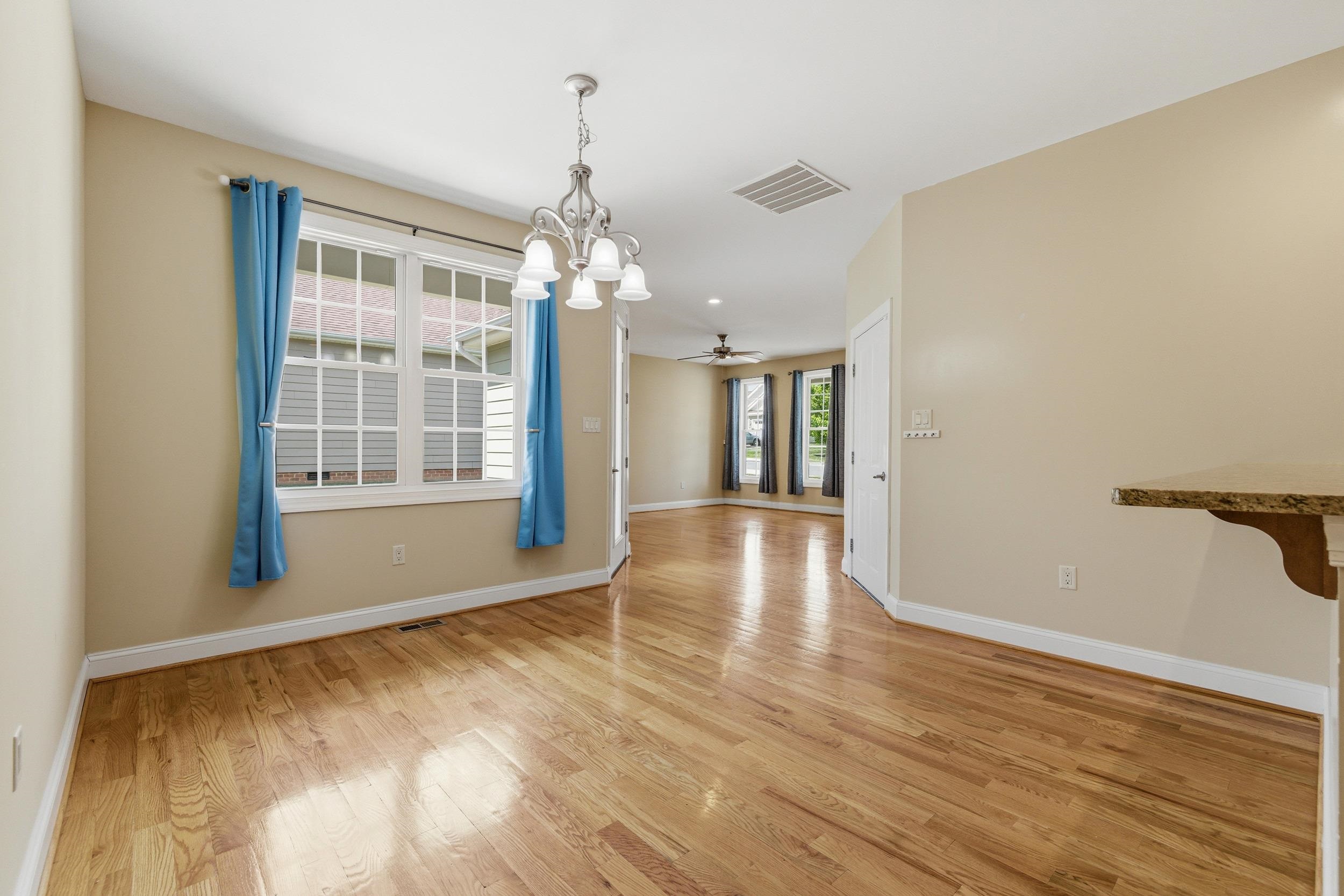 1017 SUN POPPY CT, WOODSTOCK, Virginia 22664, 3 Bedrooms Bedrooms, ,2 BathroomsBathrooms,Residential,1017 SUN POPPY CT,676514 MLS # 676514