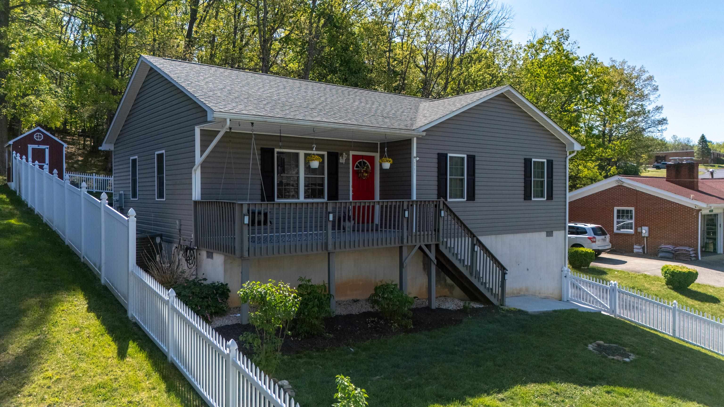 1771 A SHUTTERLEE MILL RD, STAUNTON, Virginia 24401, 3 Bedrooms Bedrooms, ,2 BathroomsBathrooms,Residential,1771 A SHUTTERLEE MILL RD,676516 MLS # 676516