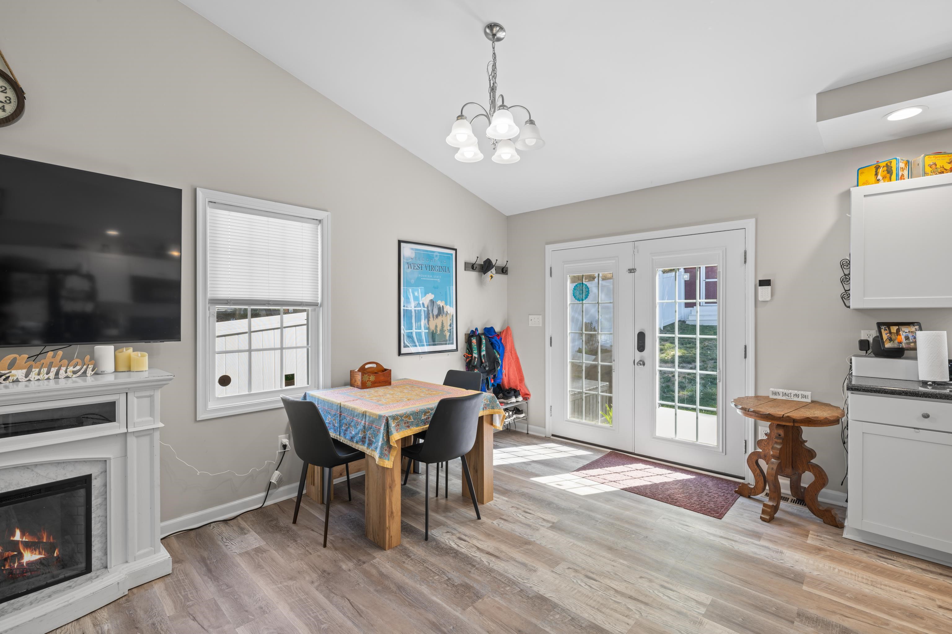 1771 A SHUTTERLEE MILL RD, STAUNTON, Virginia 24401, 3 Bedrooms Bedrooms, ,2 BathroomsBathrooms,Residential,1771 A SHUTTERLEE MILL RD,676516 MLS # 676516