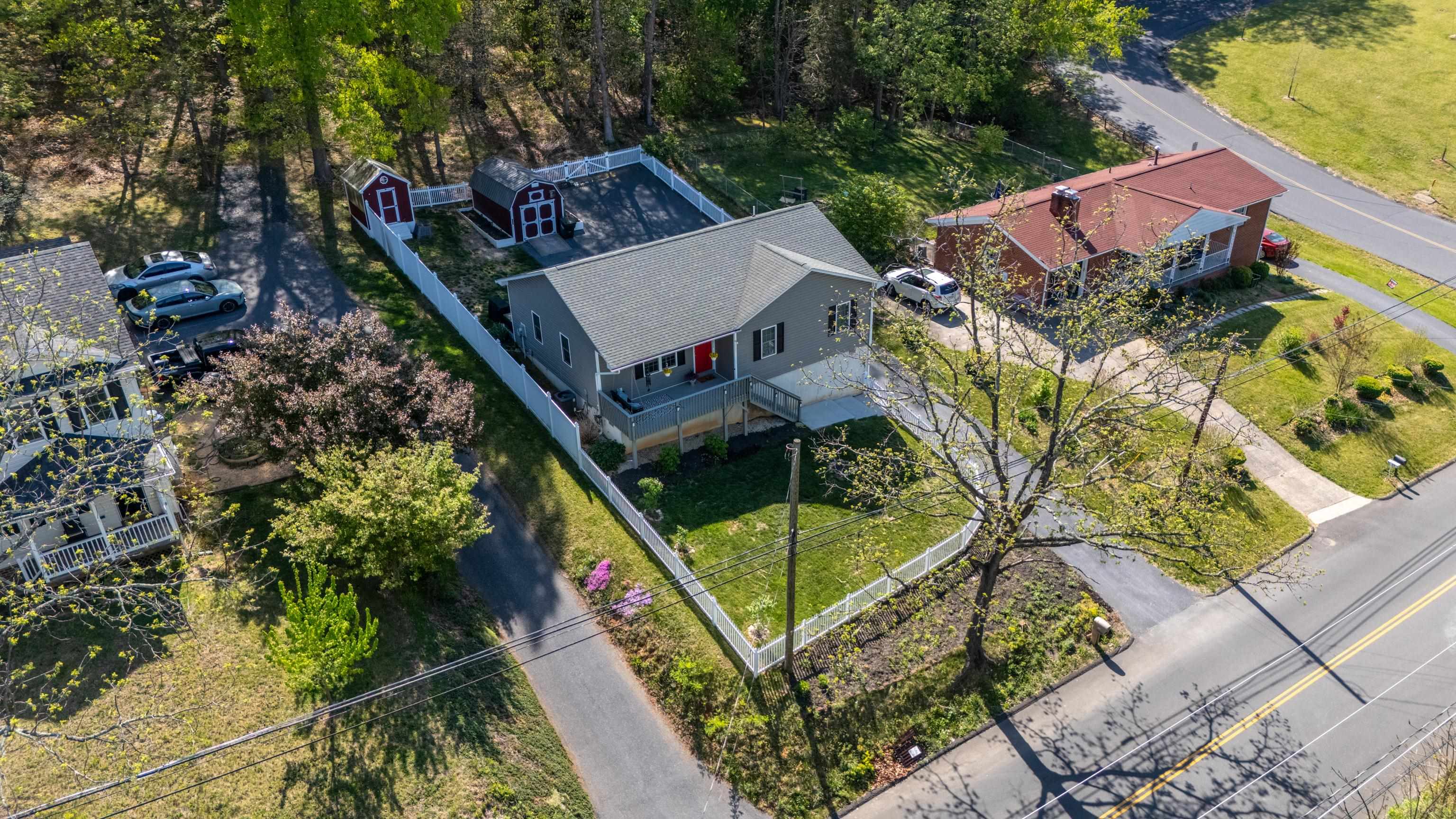 1771 A SHUTTERLEE MILL RD, STAUNTON, Virginia 24401, 3 Bedrooms Bedrooms, ,2 BathroomsBathrooms,Residential,1771 A SHUTTERLEE MILL RD,676516 MLS # 676516