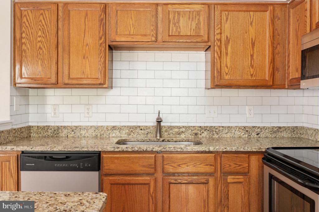 9705 BECKER CT, FREDERICKSBURG, Virginia 22408, 4 Bedrooms Bedrooms, ,3 BathroomsBathrooms,Residential,DOMINION FOREST,9705 BECKER CT,VASP2038836 MLS # VASP2038836