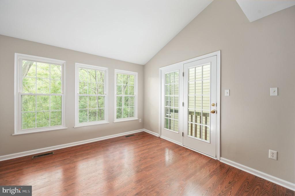 9705 BECKER CT, FREDERICKSBURG, Virginia 22408, 4 Bedrooms Bedrooms, ,3 BathroomsBathrooms,Residential,DOMINION FOREST,9705 BECKER CT,VASP2038836 MLS # VASP2038836