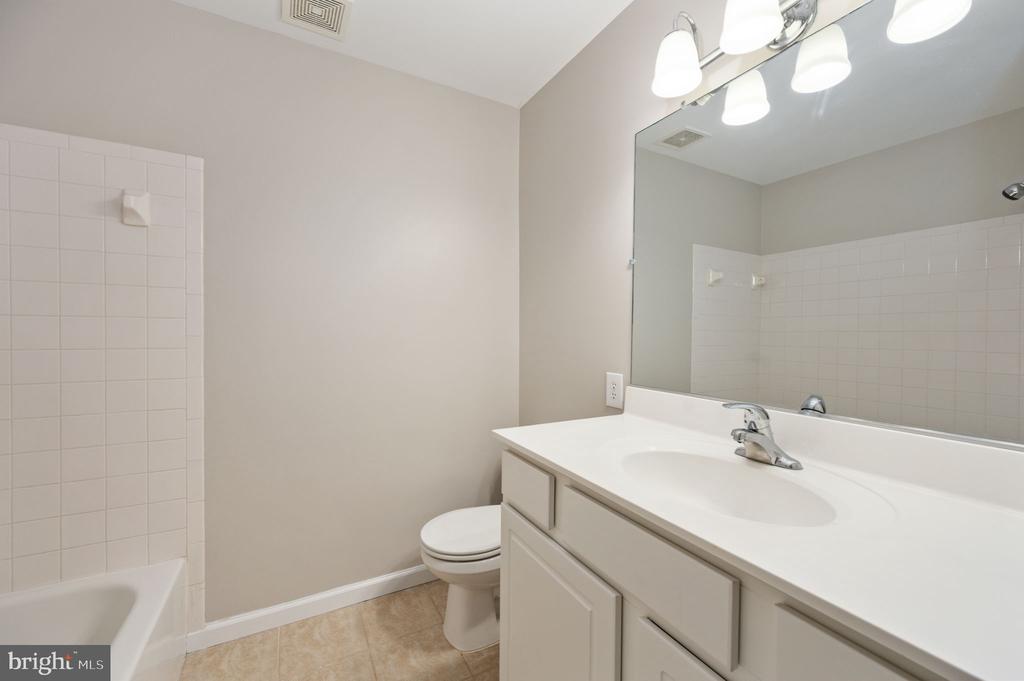 9705 BECKER CT, FREDERICKSBURG, Virginia 22408, 4 Bedrooms Bedrooms, ,3 BathroomsBathrooms,Residential,DOMINION FOREST,9705 BECKER CT,VASP2038836 MLS # VASP2038836