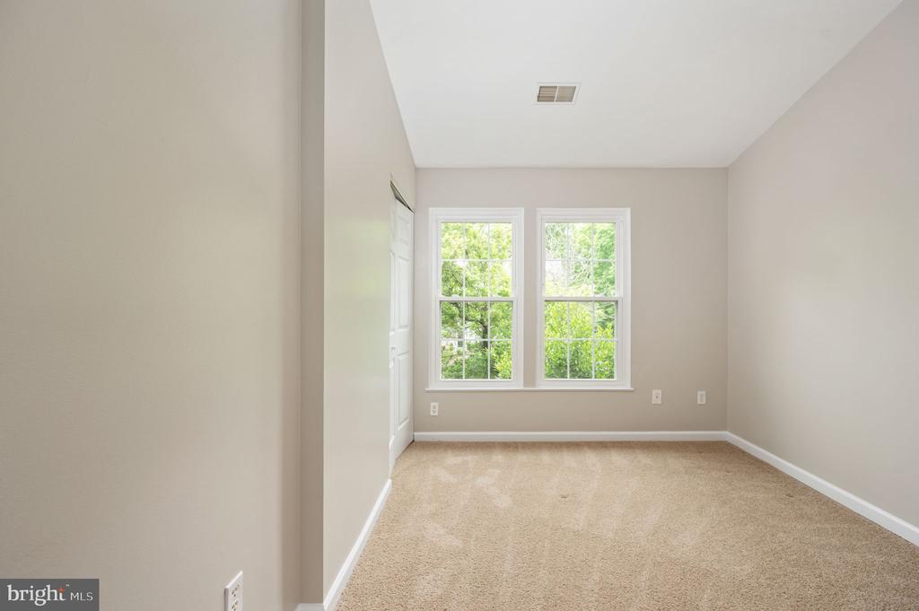 9705 BECKER CT, FREDERICKSBURG, Virginia 22408, 4 Bedrooms Bedrooms, ,3 BathroomsBathrooms,Residential,DOMINION FOREST,9705 BECKER CT,VASP2038836 MLS # VASP2038836