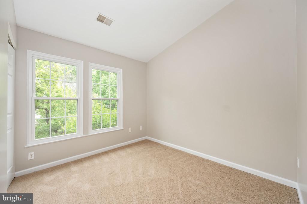 9705 BECKER CT, FREDERICKSBURG, Virginia 22408, 4 Bedrooms Bedrooms, ,3 BathroomsBathrooms,Residential,DOMINION FOREST,9705 BECKER CT,VASP2038836 MLS # VASP2038836