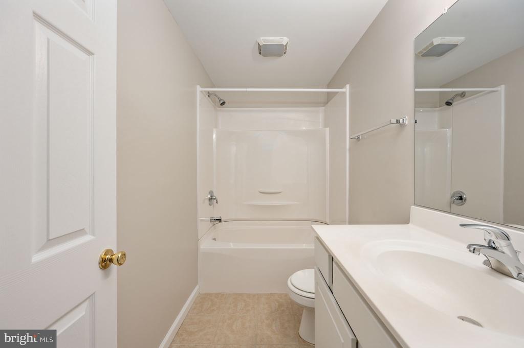 9705 BECKER CT, FREDERICKSBURG, Virginia 22408, 4 Bedrooms Bedrooms, ,3 BathroomsBathrooms,Residential,DOMINION FOREST,9705 BECKER CT,VASP2038836 MLS # VASP2038836