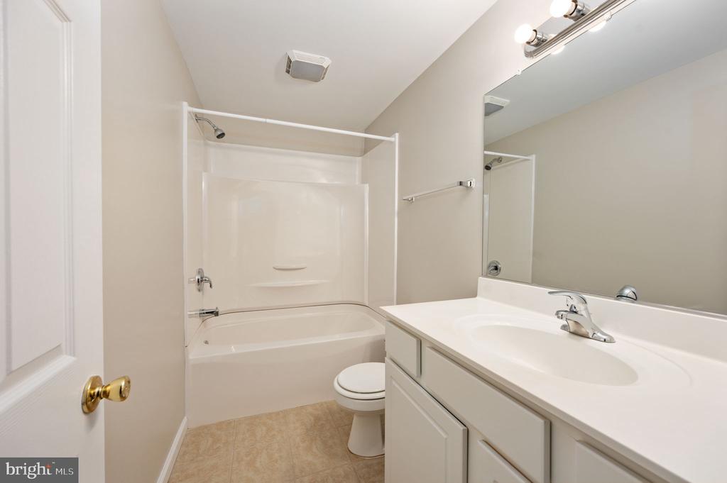 9705 BECKER CT, FREDERICKSBURG, Virginia 22408, 4 Bedrooms Bedrooms, ,3 BathroomsBathrooms,Residential,DOMINION FOREST,9705 BECKER CT,VASP2038836 MLS # VASP2038836