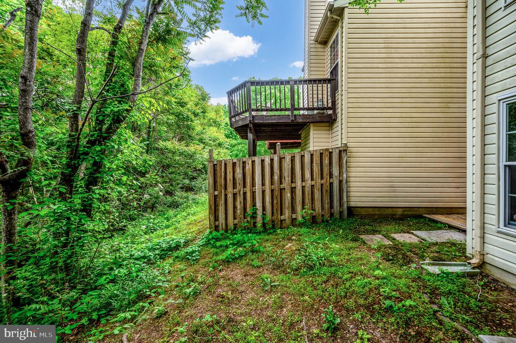 9705 BECKER CT, FREDERICKSBURG, Virginia 22408, 4 Bedrooms Bedrooms, ,3 BathroomsBathrooms,Residential,DOMINION FOREST,9705 BECKER CT,VASP2038836 MLS # VASP2038836