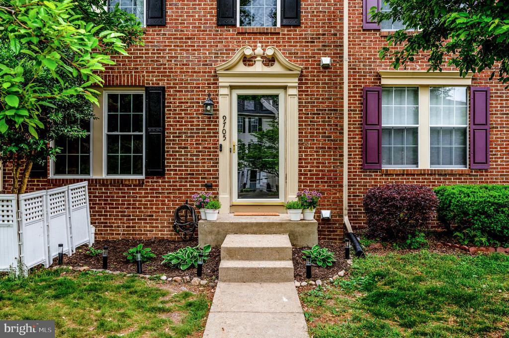 9705 BECKER CT, FREDERICKSBURG, Virginia 22408, 4 Bedrooms Bedrooms, ,3 BathroomsBathrooms,Residential,DOMINION FOREST,9705 BECKER CT,VASP2038836 MLS # VASP2038836