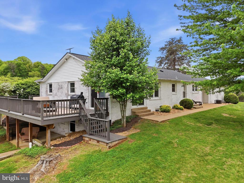 481 JAMES CITY RD, REVA, Virginia 22735, 3 Bedrooms Bedrooms, ,3 BathroomsBathrooms,Residential,481 JAMES CITY RD,VAMA2002706 MLS # VAMA2002706