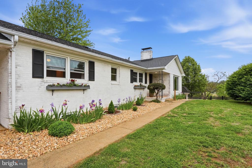 481 JAMES CITY RD, REVA, Virginia 22735, 3 Bedrooms Bedrooms, ,3 BathroomsBathrooms,Residential,481 JAMES CITY RD,VAMA2002706 MLS # VAMA2002706