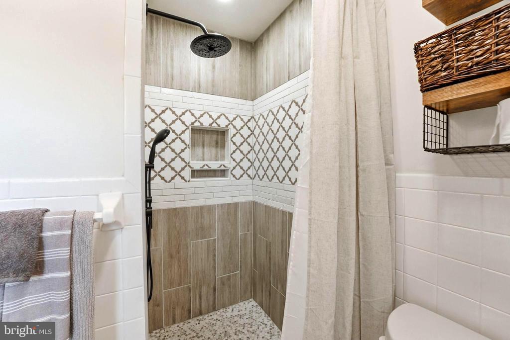 481 JAMES CITY RD, REVA, Virginia 22735, 3 Bedrooms Bedrooms, ,3 BathroomsBathrooms,Residential,481 JAMES CITY RD,VAMA2002710 MLS # VAMA2002710