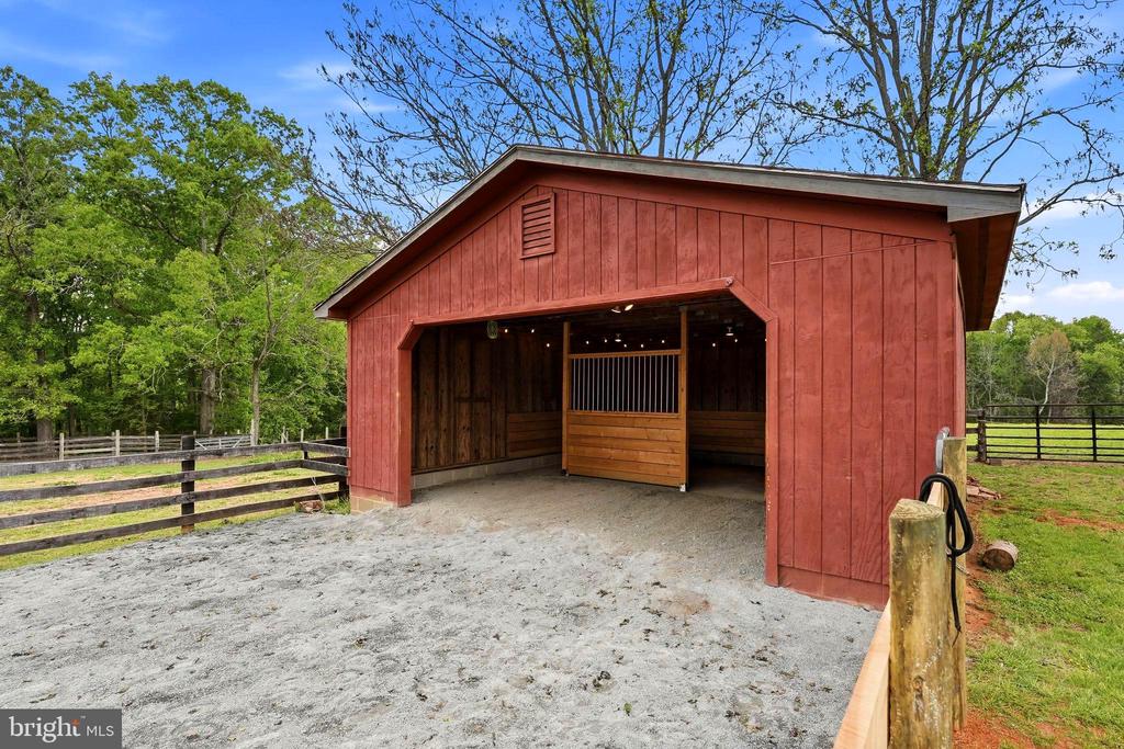 481 JAMES CITY RD, REVA, Virginia 22735, 3 Bedrooms Bedrooms, ,3 BathroomsBathrooms,Residential,481 JAMES CITY RD,VAMA2002710 MLS # VAMA2002710