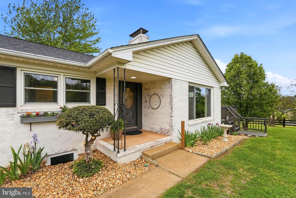 481 JAMES CITY RD, REVA, Virginia 22735, 3 Bedrooms Bedrooms, ,3 BathroomsBathrooms,Residential,481 JAMES CITY RD,VAMA2002710 MLS # VAMA2002710