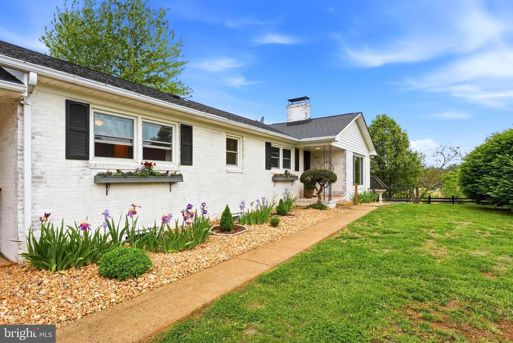 481 JAMES CITY RD, REVA, Virginia 22735, 3 Bedrooms Bedrooms, ,3 BathroomsBathrooms,Residential,481 JAMES CITY RD,VAMA2002710 MLS # VAMA2002710