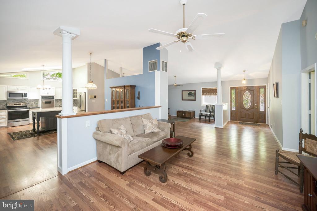 110 FEDERAL RD, LOCUST GROVE, Virginia 22508, 5 Bedrooms Bedrooms, ,3 BathroomsBathrooms,Residential,110 FEDERAL RD,VAOR2013760 MLS # VAOR2013760