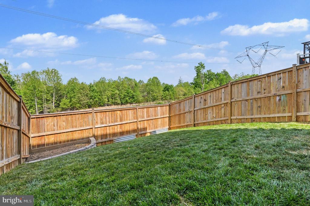 35202 SARA CT, LOCUST GROVE, Virginia 22508, 3 Bedrooms Bedrooms, ,2 BathroomsBathrooms,Residential,35202 SARA CT,VAOR2013988 MLS # VAOR2013988