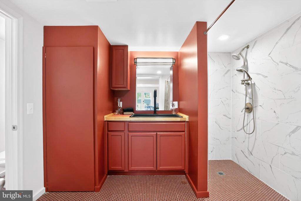 339 PIEDMONT AVE, WASHINGTON, Virginia 22747, 5 Bedrooms Bedrooms, ,3 BathroomsBathrooms,Residential,339 PIEDMONT AVE,VARP2002618 MLS # VARP2002618