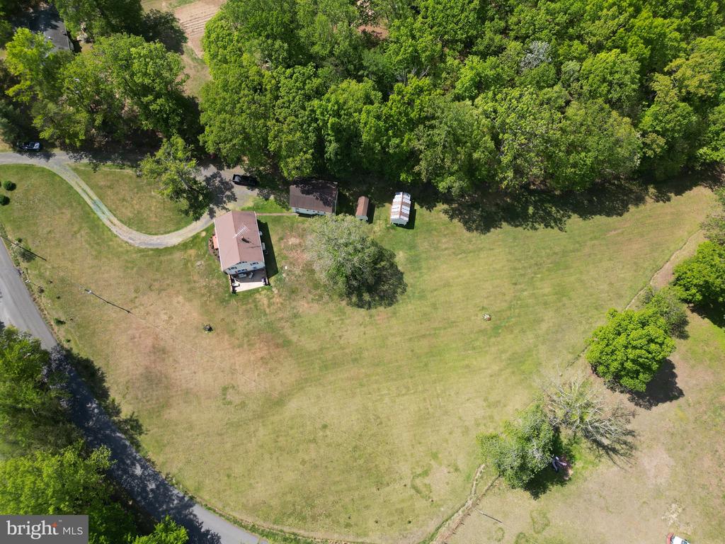 85 S POES RD, AMISSVILLE, Virginia 20106, 3 Bedrooms Bedrooms, ,2 BathroomsBathrooms,Residential,85 S POES RD,VARP2002626 MLS # VARP2002626
